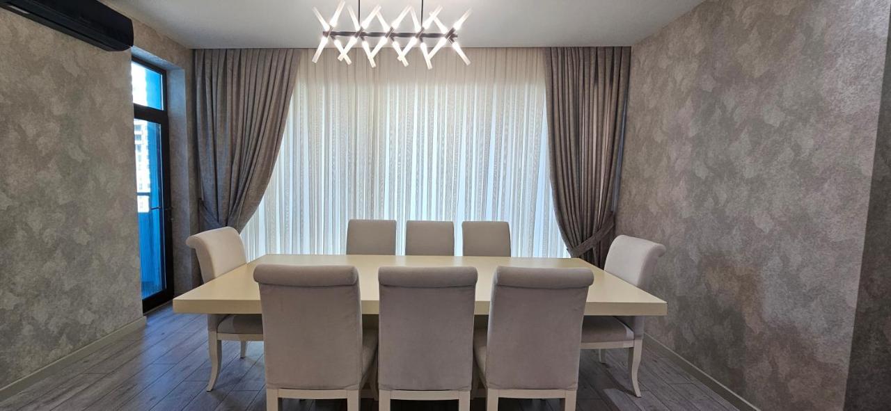 Vip Loft Apartment Baku Bagian luar foto