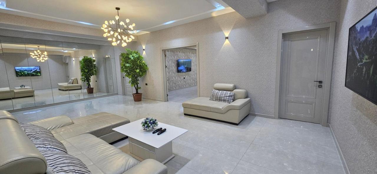 Vip Loft Apartment Baku Bagian luar foto